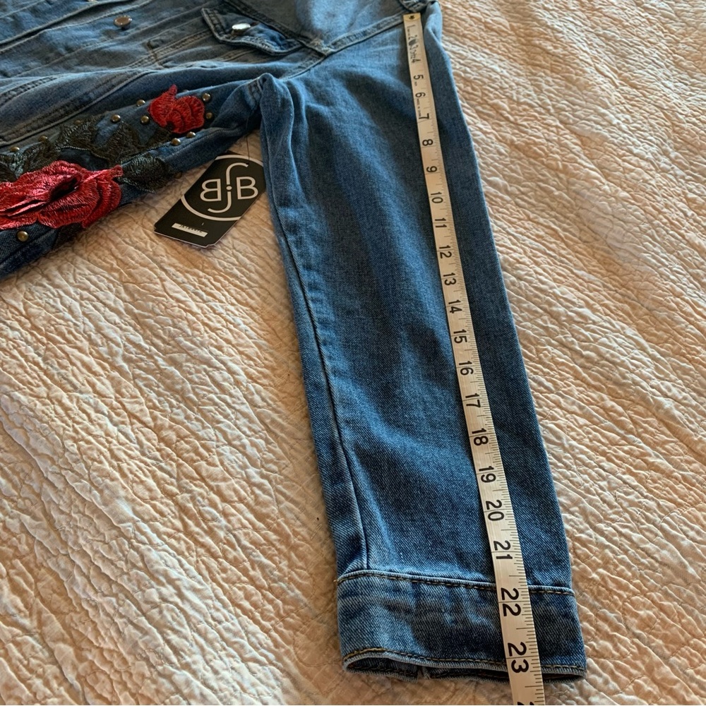 Boom Boom Embroidered Denim Jacket Size Small - Picture 11 of 13